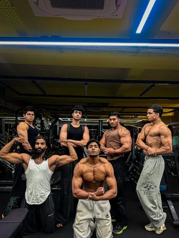 theyashanand Instagram post about Fitness community