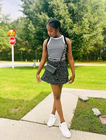 thezahrao Instagram post about Summer fashion