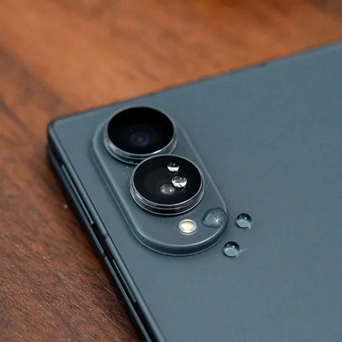 thisisetv Instagram post about Galaxy Z Fold 8 review