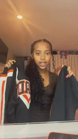 Grey Skye Evans Instagram post thumbnail