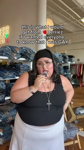 thisisjessicatorres Instagram post about Shopping event