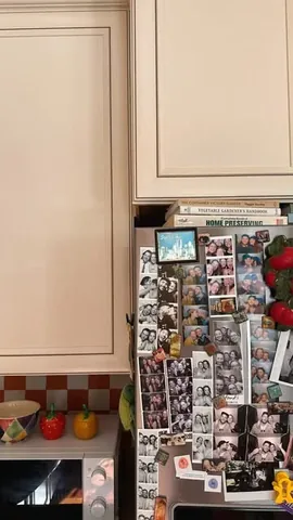 thrift_bee Instagram post about Home life