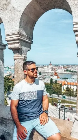 tili_travelers Instagram post about Passeio no Danúbio