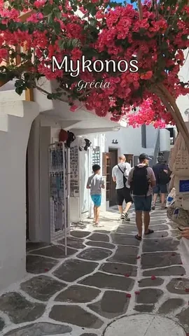 tili_travelers Instagram post about Guia de viagem de Mykonos