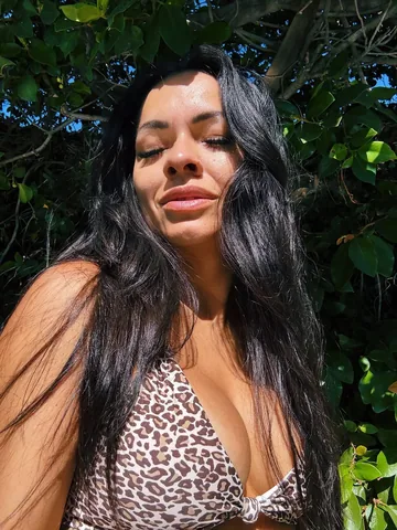 tiny_but_deadly Instagram post about Summer appearance