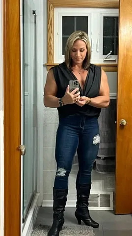 tivancik_ifbbpro Instagram post about Night out with friends