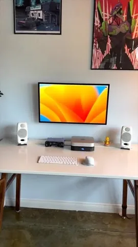 tldtoday Instagram post about Computer desk setup
