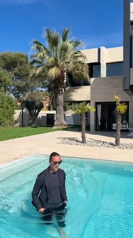 tomaslasoargos Instagram post about Traje bañador
