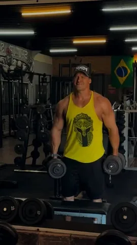 tonibodybuilder Instagram post about Força pessoal