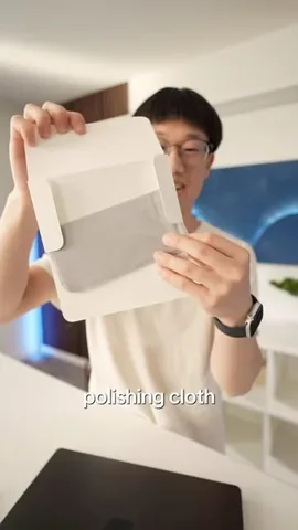 tonytechbytes Instagram post about Apple polishing cloth
