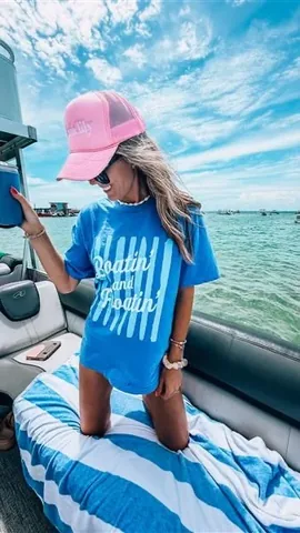 torigerbig Instagram post about Beach and boat day entertainment