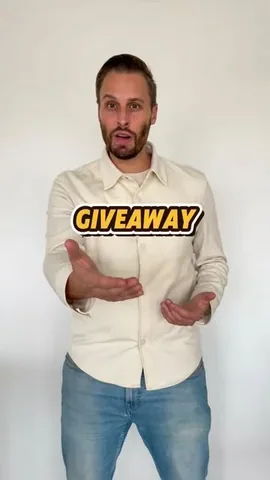 travelcoupledream Instagram post about Joy gift card giveaway