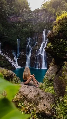 travelmonster.nl Instagram post about Hidden volcanic island destination