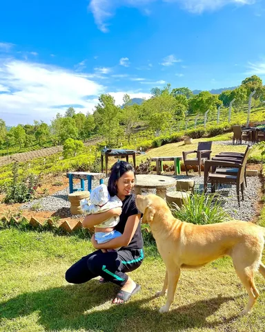 travelmynation Instagram post about Family happiness