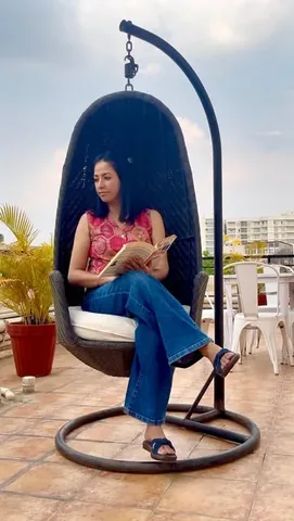 travelmynation Instagram post about Luho Homes accommodation review