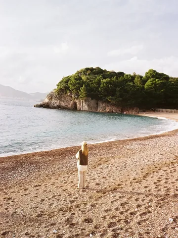 travelustbyus Instagram post about Film photography and travel