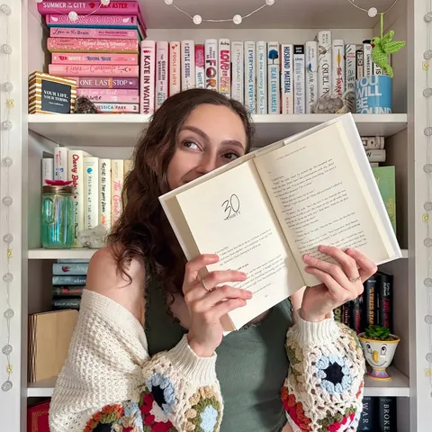 Olivia📖💫 Instagram post thumbnail