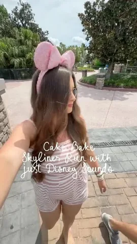 trendykenziee Instagram post about Disney travel experience