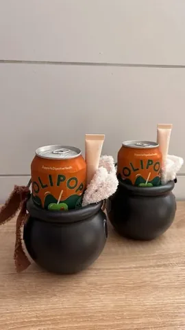 trendykenziee Instagram post about Halloween gift baskets
