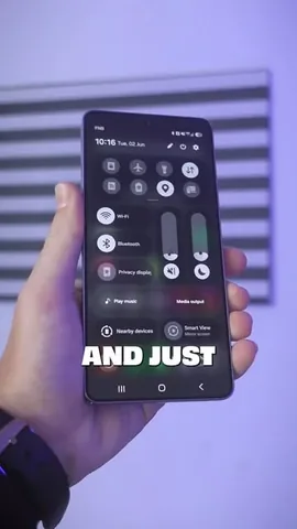 tyron_tech Instagram post about Samsung customization