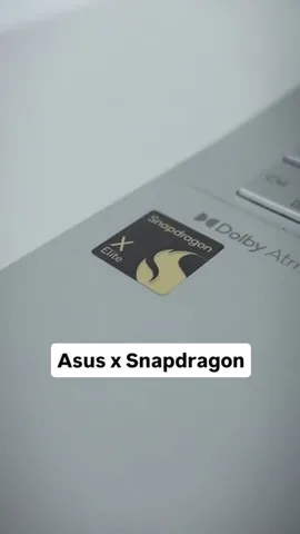tyron_tech Instagram post about ASUS Snapdragon laptop