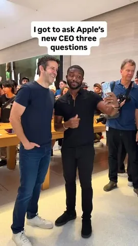 uravgconsumer Instagram post about Apple leadership