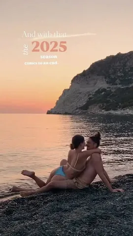valeriandalex Instagram post about New Year reflection