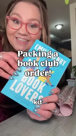 voluptuousleah Instagram post about Book club promotion