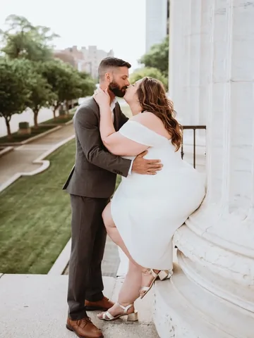 voluptuousleah Instagram post about Engagement photos