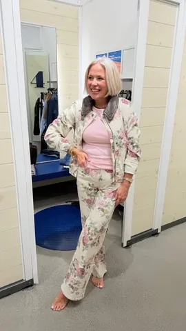 wandalovessharing Instagram post about Old Navy fashion haul