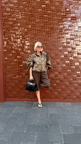 wandalovessharing Instagram post about Fall accessories