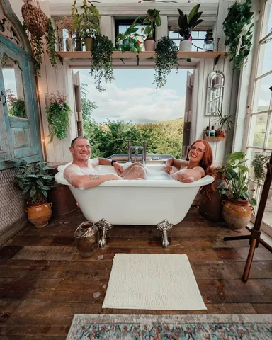 wearekingingit Instagram post about Outdoor bath house build