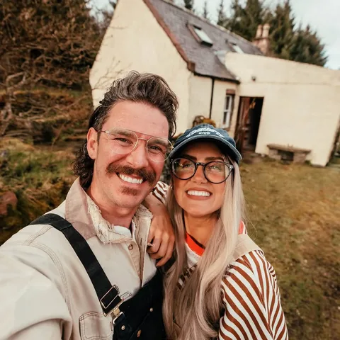 wearekingingit Instagram post about Homeownership and renovation