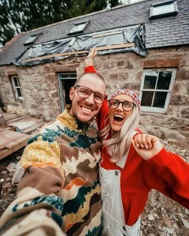 wearekingingit Instagram post about Cottage exterior renovation