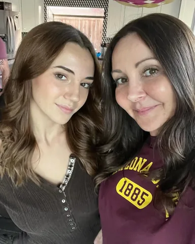wearethedavises Instagram post about Thanksgiving gathering
