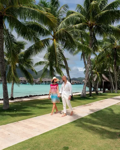 weloveourlife Instagram post about Bora Bora resort stay