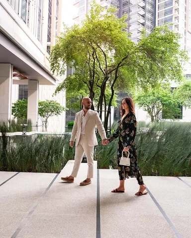 weloveourlife Instagram post about Four Seasons Bangkok