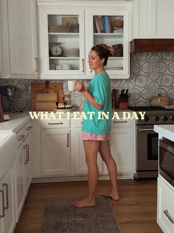 withkendra Instagram post about Food and nutrition