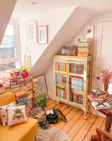 wordchild Instagram post about How to start a Bookstagram account