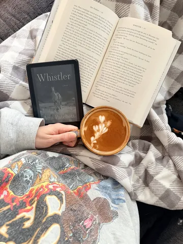 worldswithinpages Instagram post about Current read