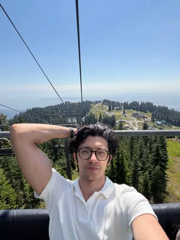 xeetechcare Instagram post about Vancouver travel recap