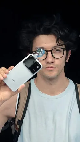 xeetechcare Instagram post about HONOR Robot Phone camera