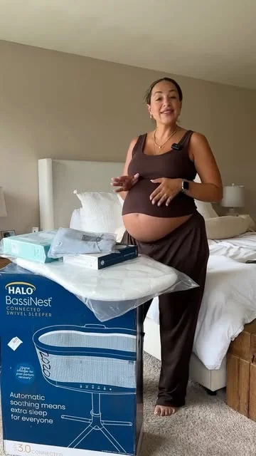 yamimufdi Instagram post about Newborn sleep setup