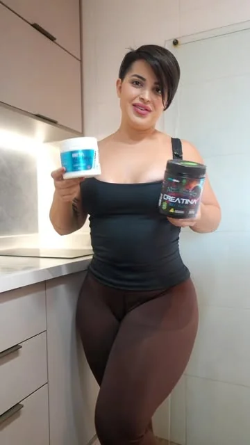 yannefitness Instagram post about Beta alanina e creatina