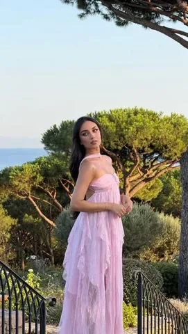 youngcouture_ Instagram post about Skincare product recommendation