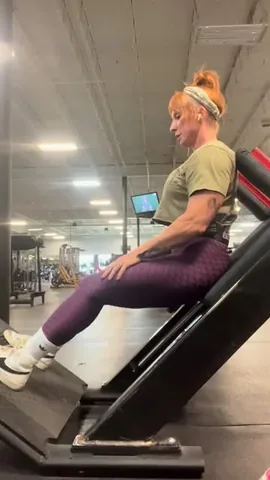zoalinseyifbbpro Instagram post about Fitness training