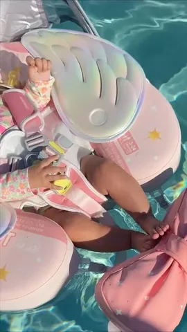 zoerpatchin Instagram post about Summer activities with a baby