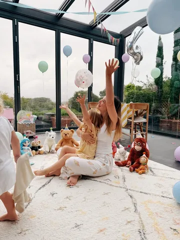 zoesugg Instagram post about Children's birthday party