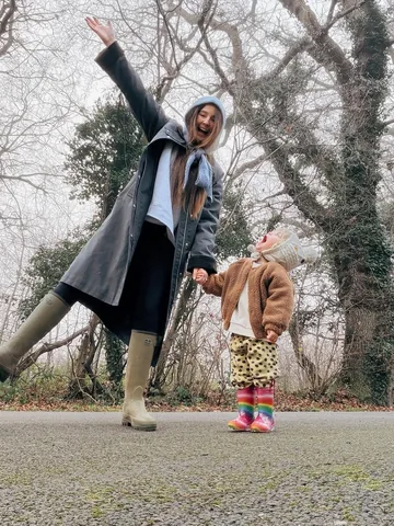Zoë Sugg Instagram post thumbnail