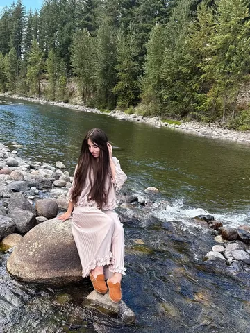 zorina_vakylich Instagram post about Footwear